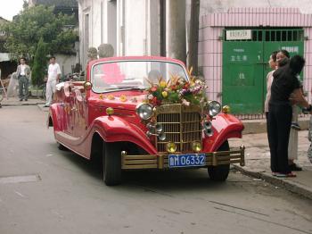 結婚式の車